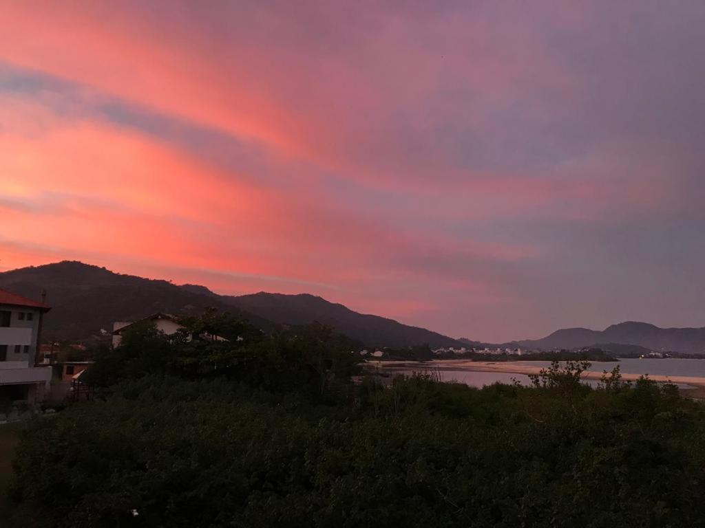 Beira Da Praia Com Vista Total Do Mar Lägenhet Florianópolis Exteriör bild